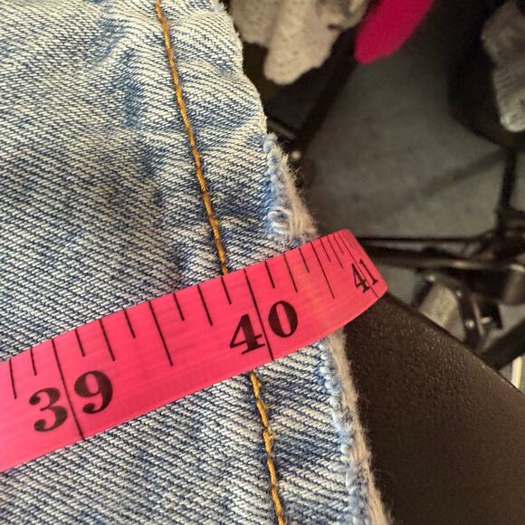 PRINCESS POLLY Sz 6 Trendy Asymmetric Straight Leg Lt Wash Oversized Denim Jeans - Picture 9 of 15